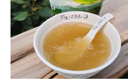 春日出游，保溫杯里面放什么最好，二月風(fēng)有機(jī)野生葛根粉陪你潤養(yǎng)全程